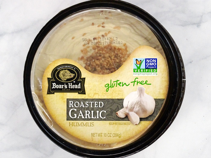 Roasted Garlic Hummus Holiday Pinwheel Sandwiches