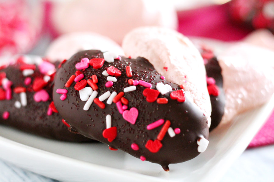 Valentine’s Day Chocolate Dipped Meringue Hearts